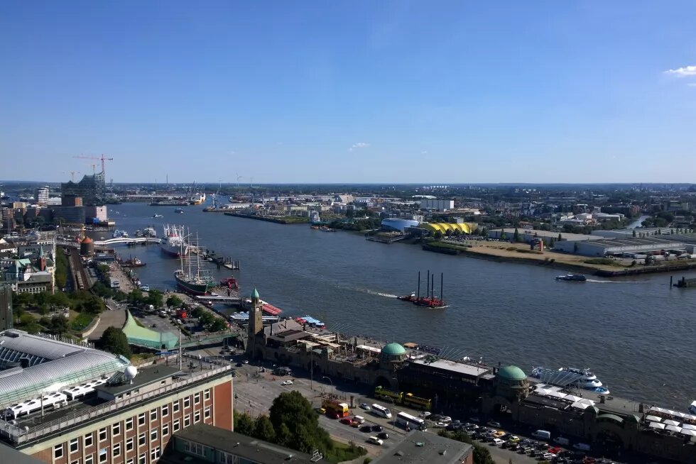 Blick auf den Hamburger Hafen