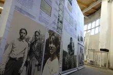 Einblick in die Austellung "... vergiß die Fotos nicht, das ist sehr wichtig..."